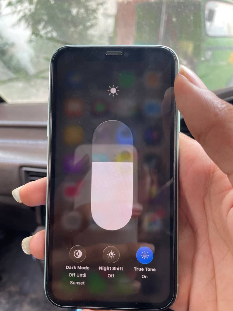 Apple iPhone 11 8