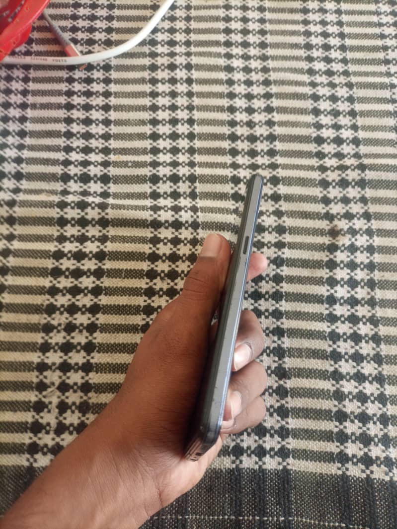 OPPO A73 2