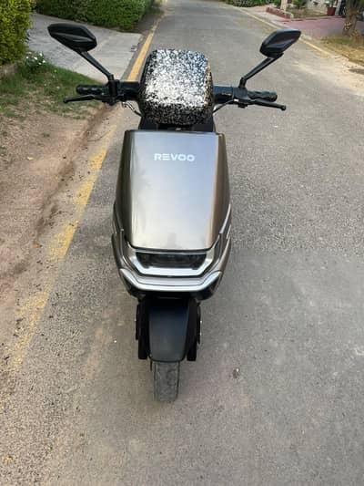 Revoo A12