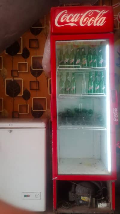 COCA-COLA CHILLER IS VERY GOOD COLLING VERY GOOD CONDITION