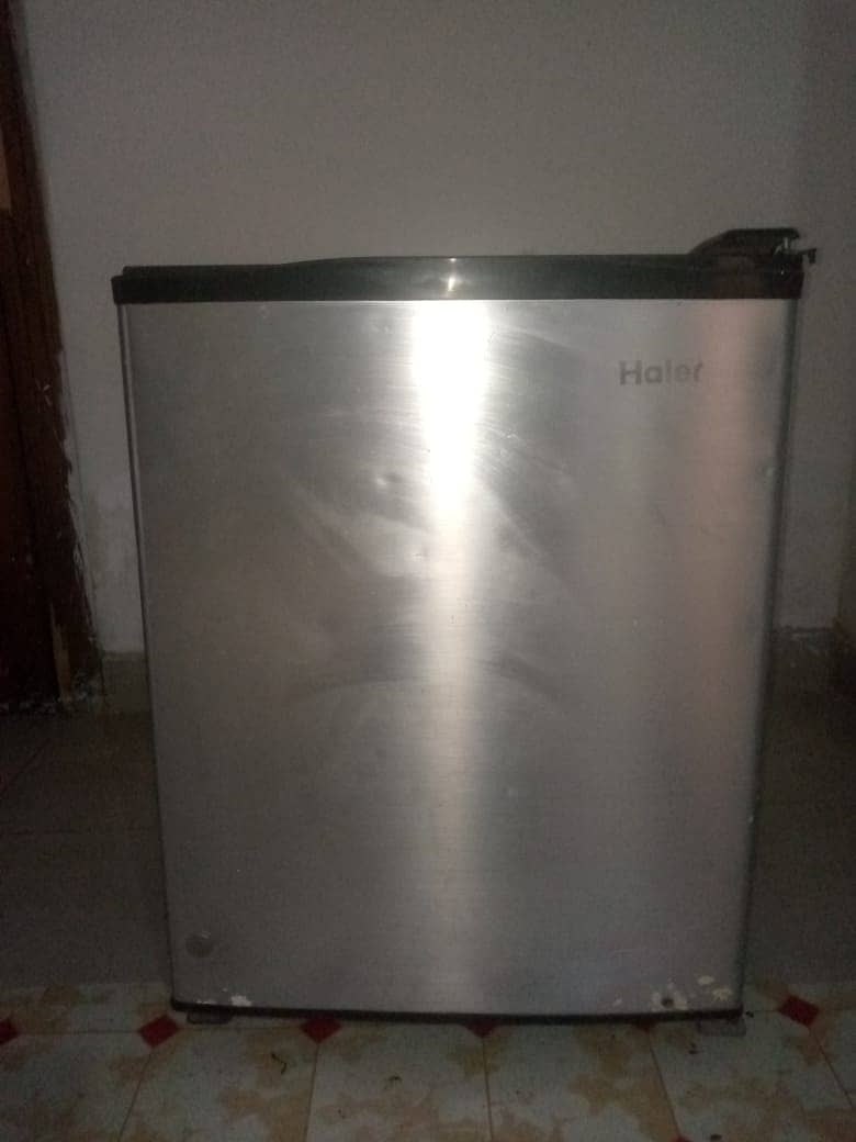 Refrigerator 0