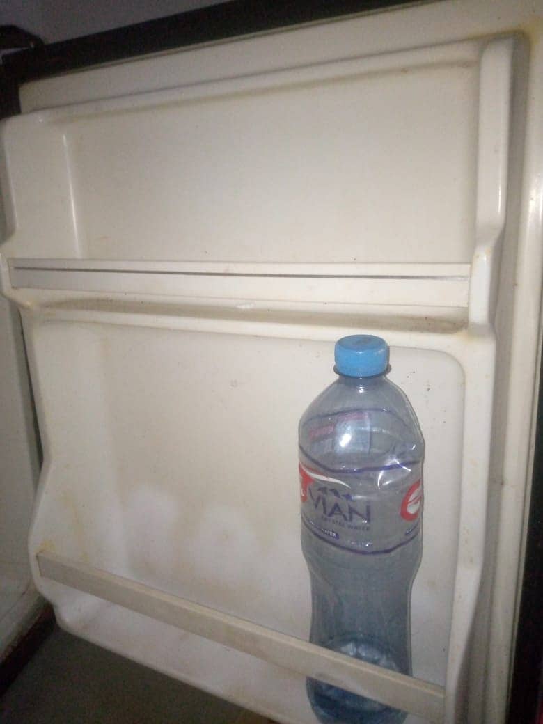 Refrigerator 5