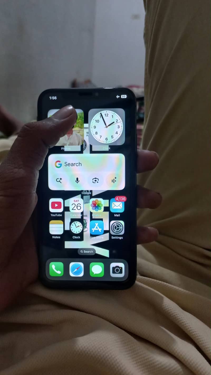 Apple iPhone X 5