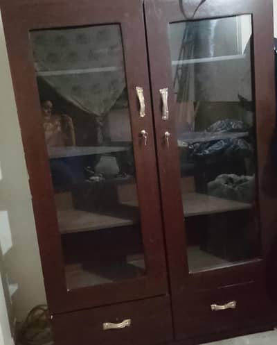 bartano wali almari