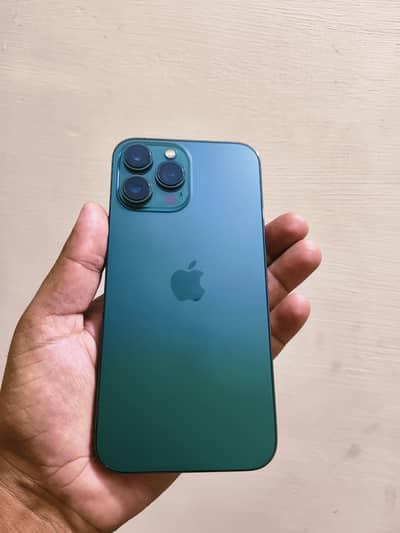 Apple iPhone 13 Pro Max 256gb PTA approved.             14,15,16,17,18