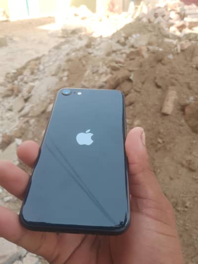Apple iPhone SE