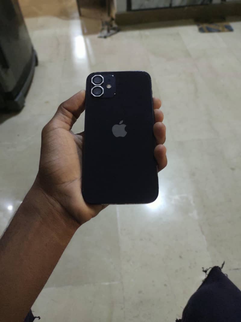 Apple iPhone 12 0