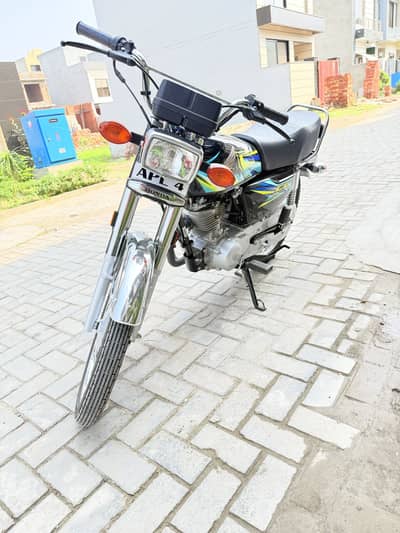CG 125 Black Color 2026 Model