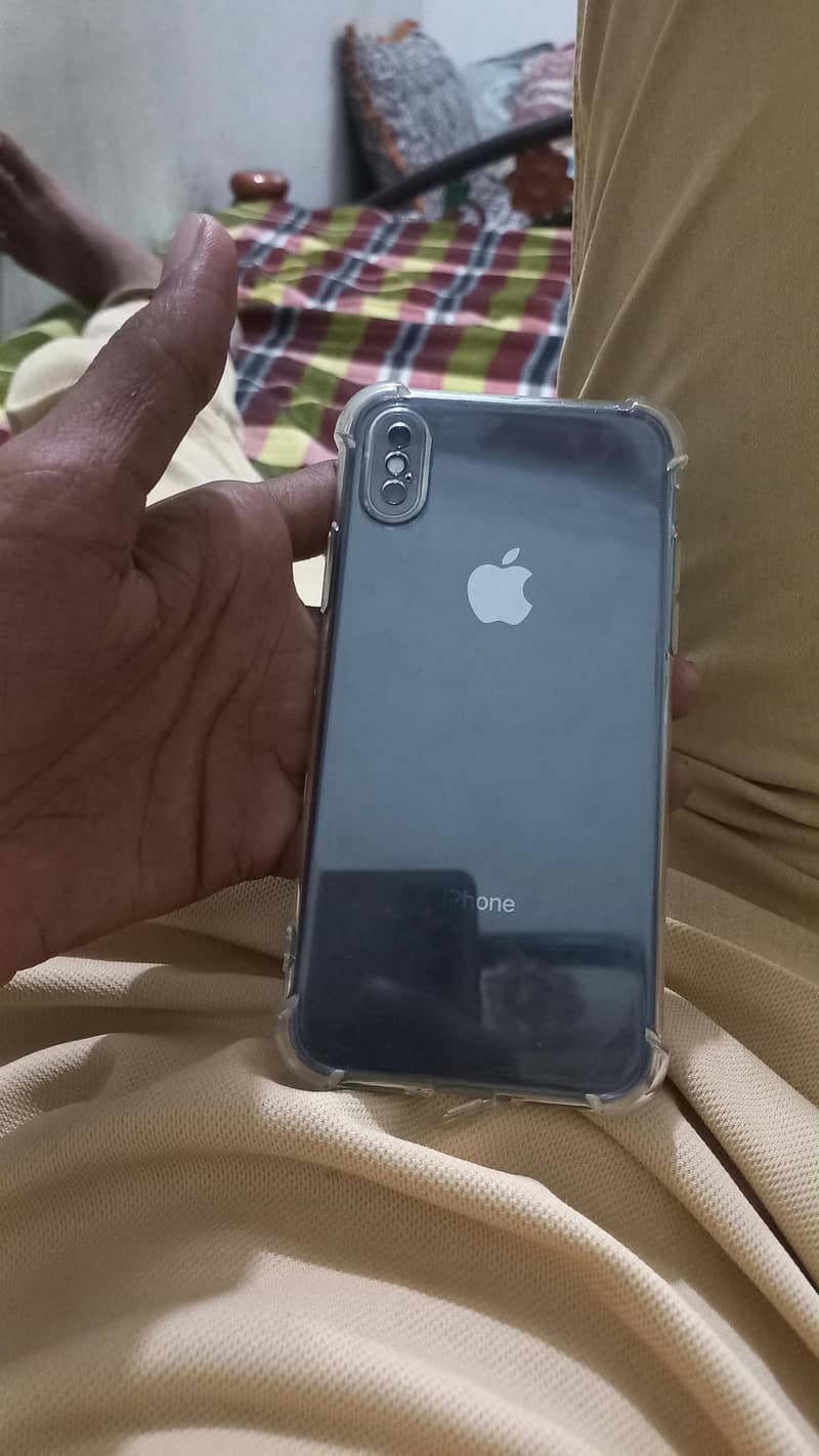 Apple iPhone X 1