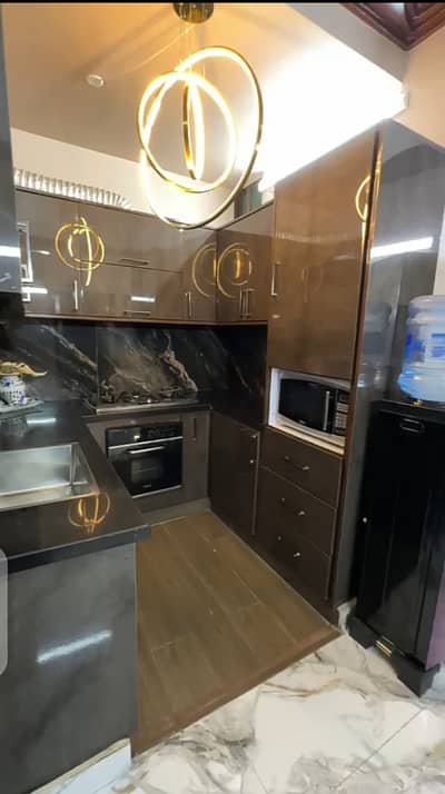 2 bed dd leased flat available for sale