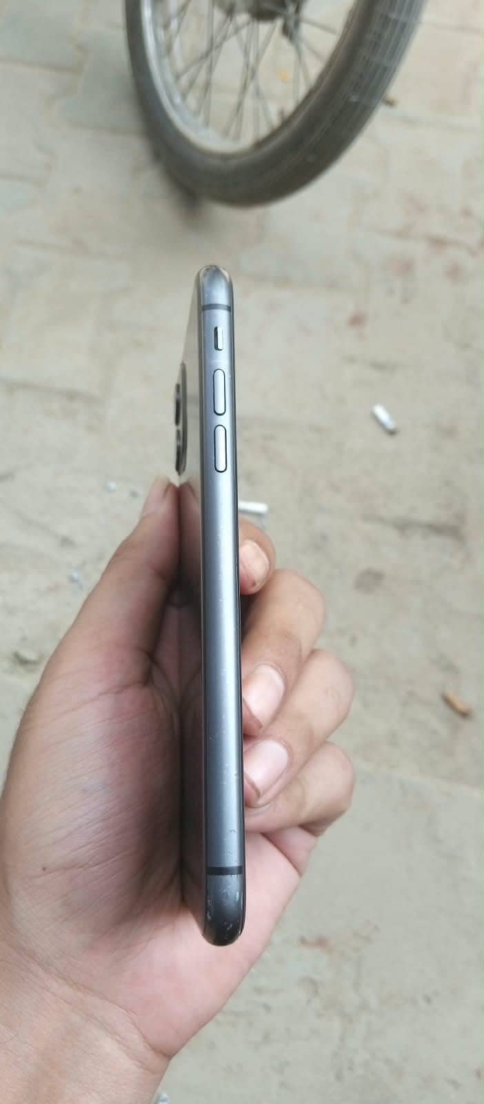 Apple iPhone 11 With Box 3