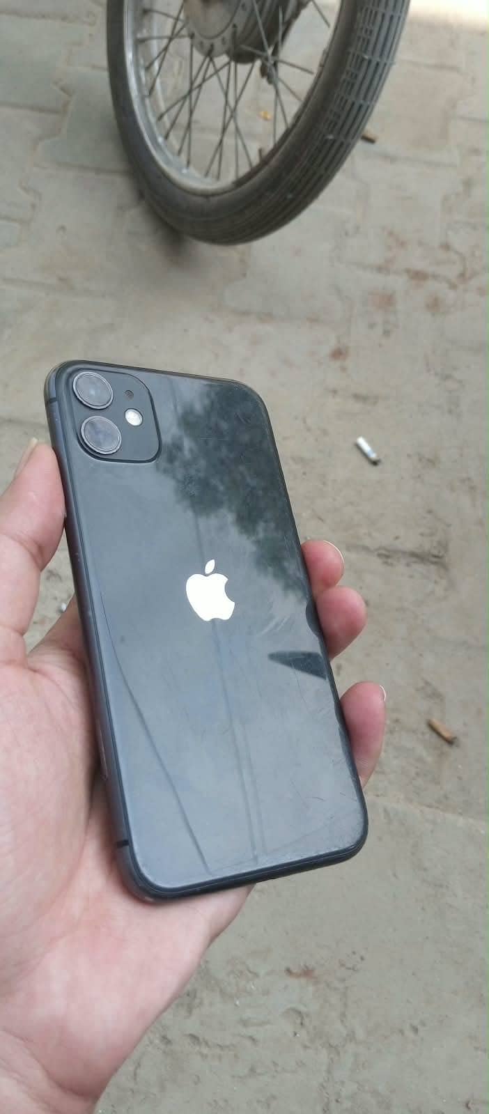 Apple iPhone 11 With Box 13
