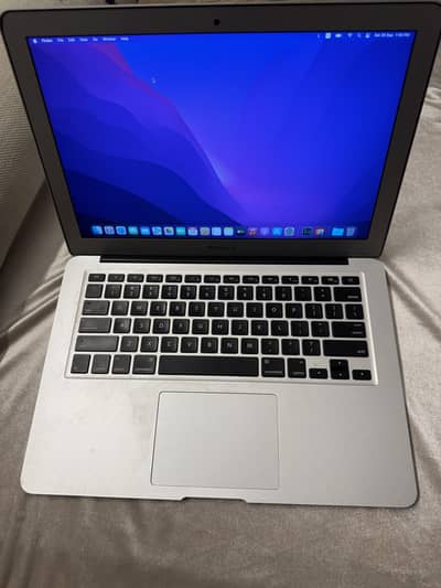 Macbook Air 2017 mint condition