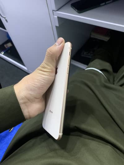 Apple iPhone 8 Plus