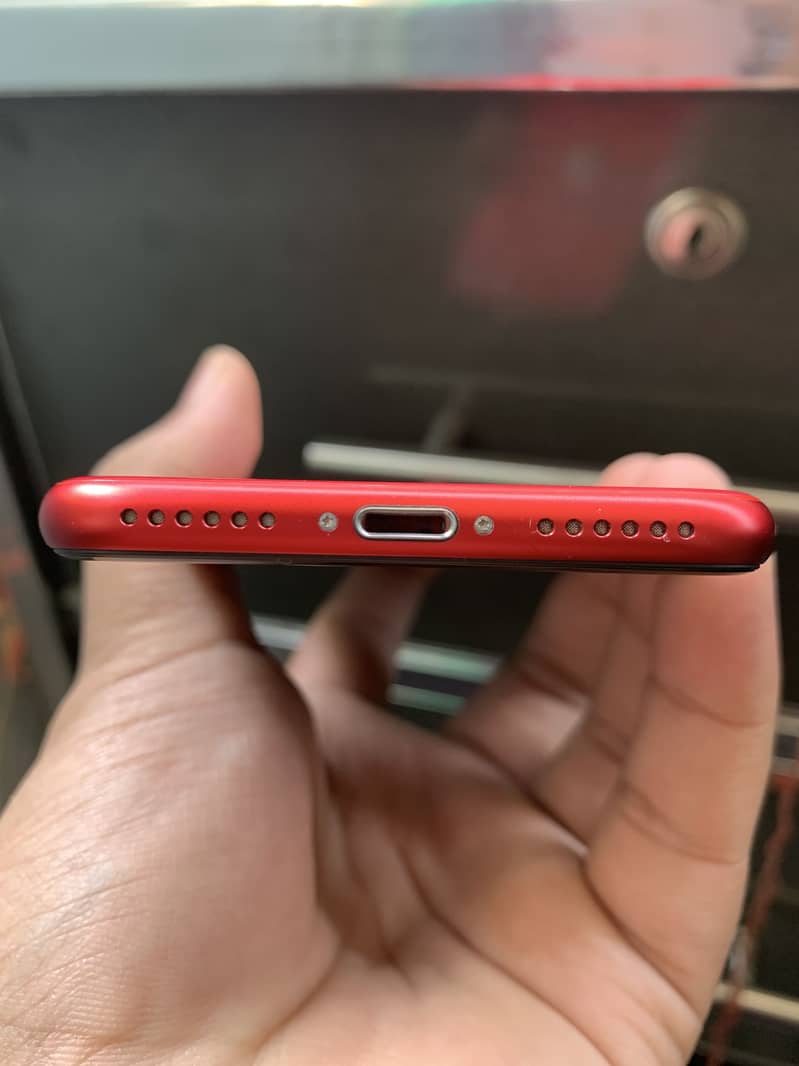 Apple iPhone SE 0