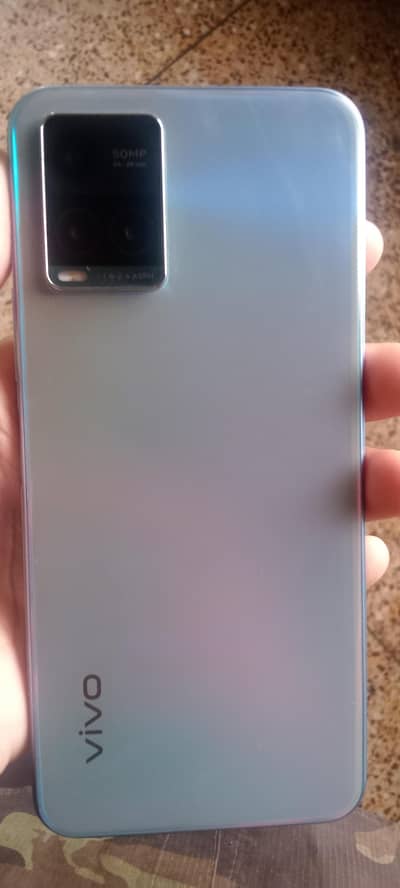 vivo y33s 8/128 GB. 10/10 condition with box and charger