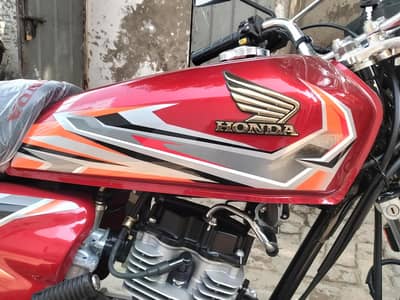 Honda CG125 2027 sticker Red color brand new zero meter