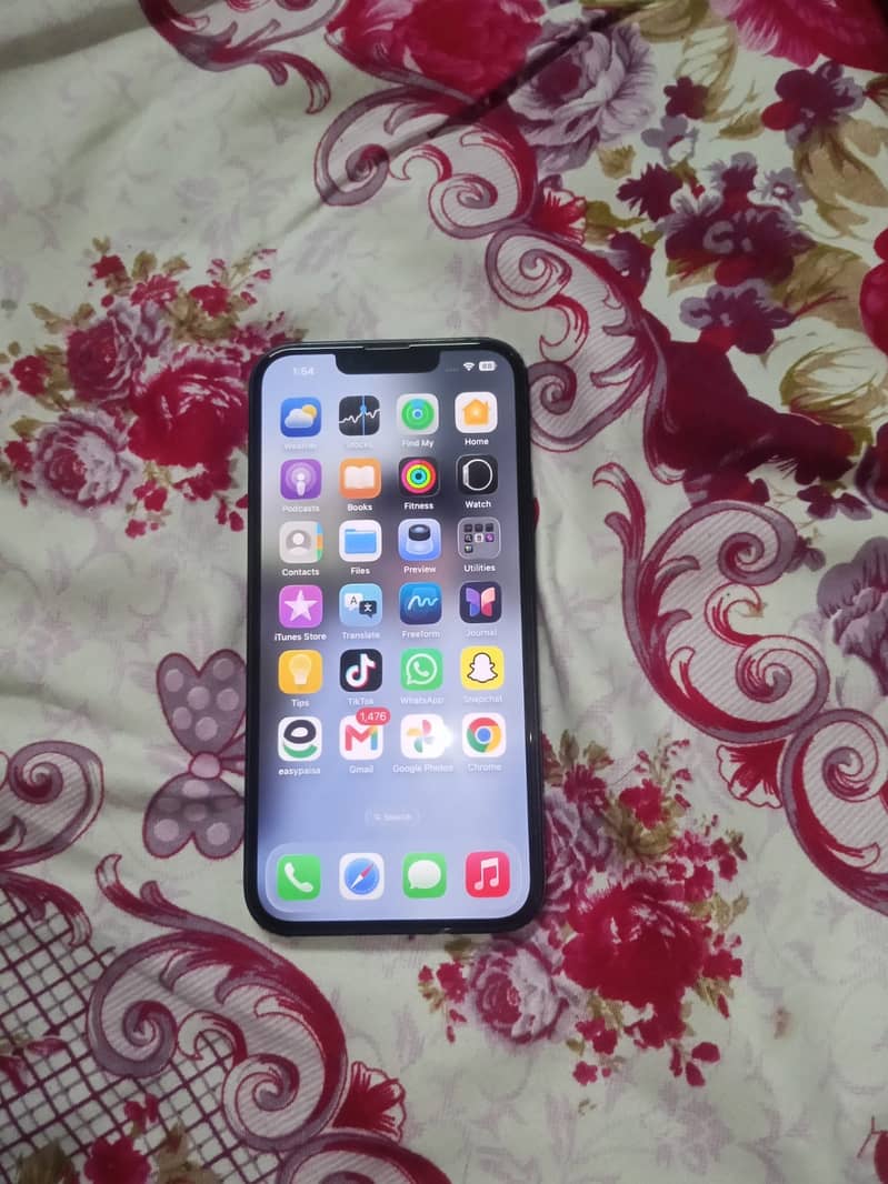 Apple iPhone 13 4