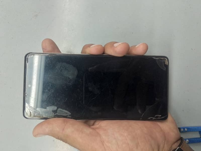 Tecno CAMON 30 4