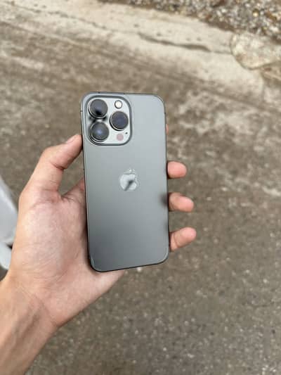 Apple iPhone 13 Pro