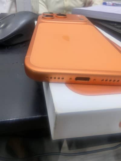 Apple iPhone 17 Pro Max jv