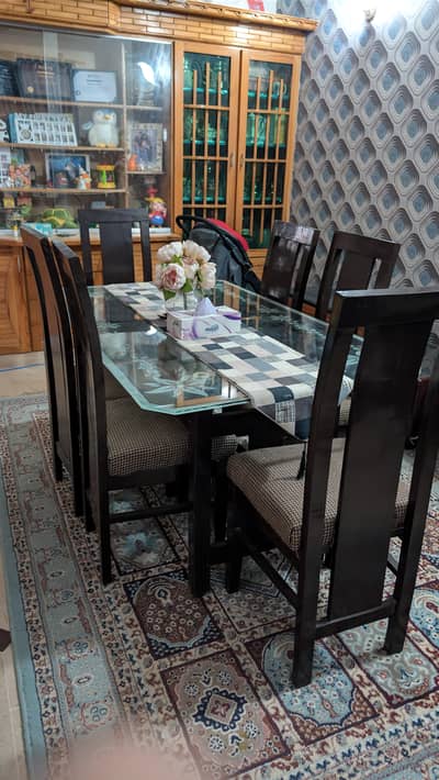 6 Seater Dining Table Set | 5x3 feet | 6 Chairs | Glass Top | 10/10