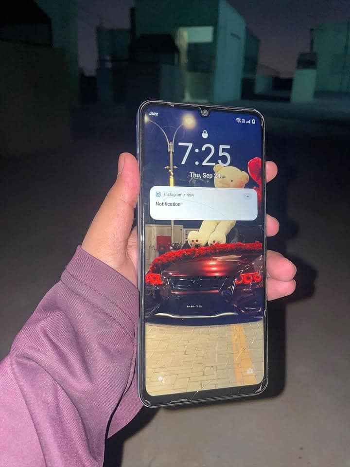 Realme Note 60 4