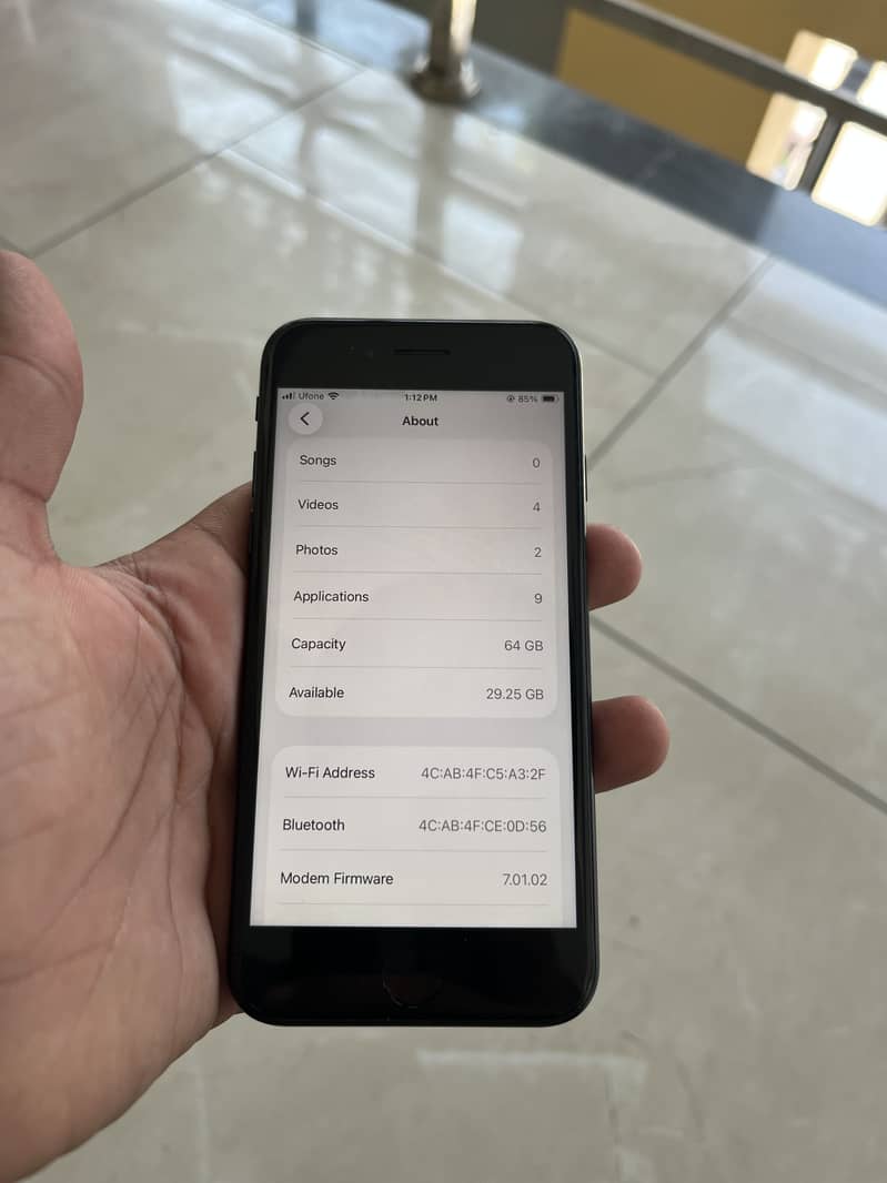 Apple iPhone SE 2