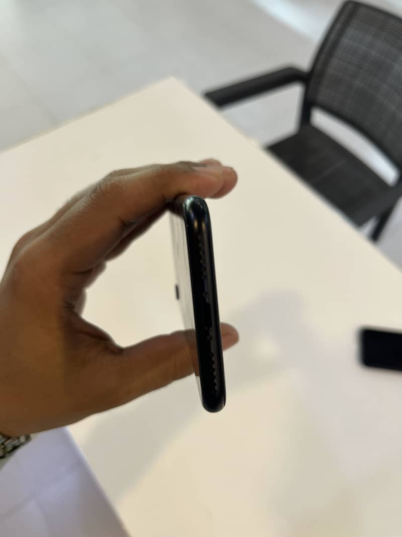 Apple iPhone SE 3