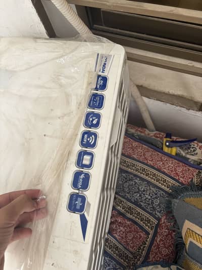 1.5 ton ac brand new