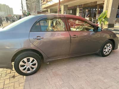 Toyota Corolla GLI 2011