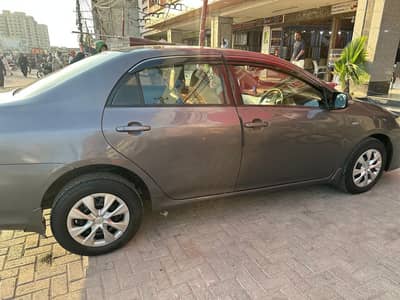 Toyota Corolla GLI 2011