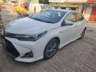 Toyota Altis Grande 1.8 2022