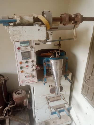 Packing snacks Machine