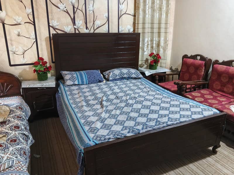 bed side table matris 2
