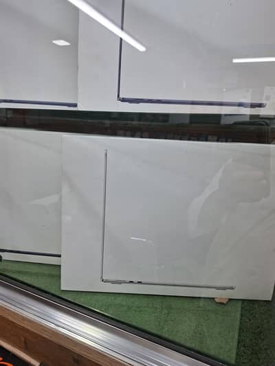 MacBook Air M5 13 and 15 inch