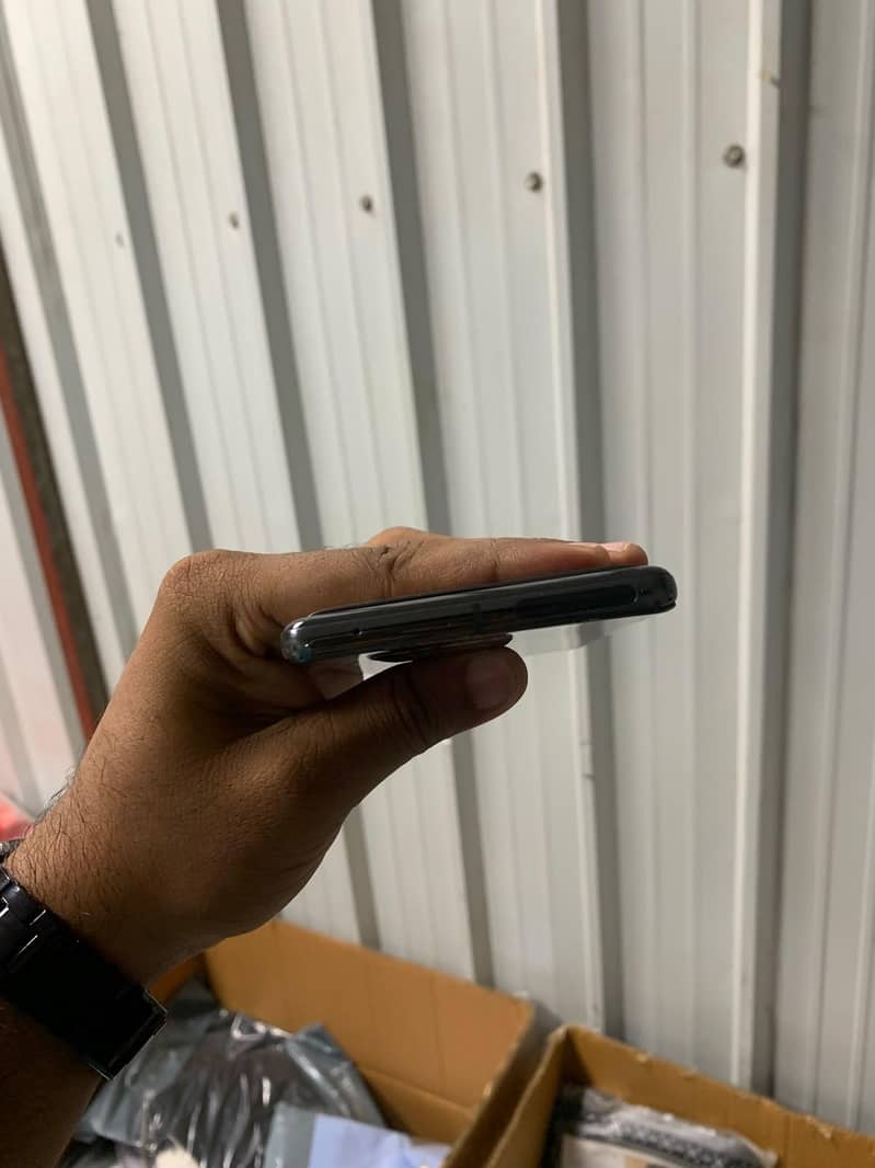 Google Pixel 7 Pro 9