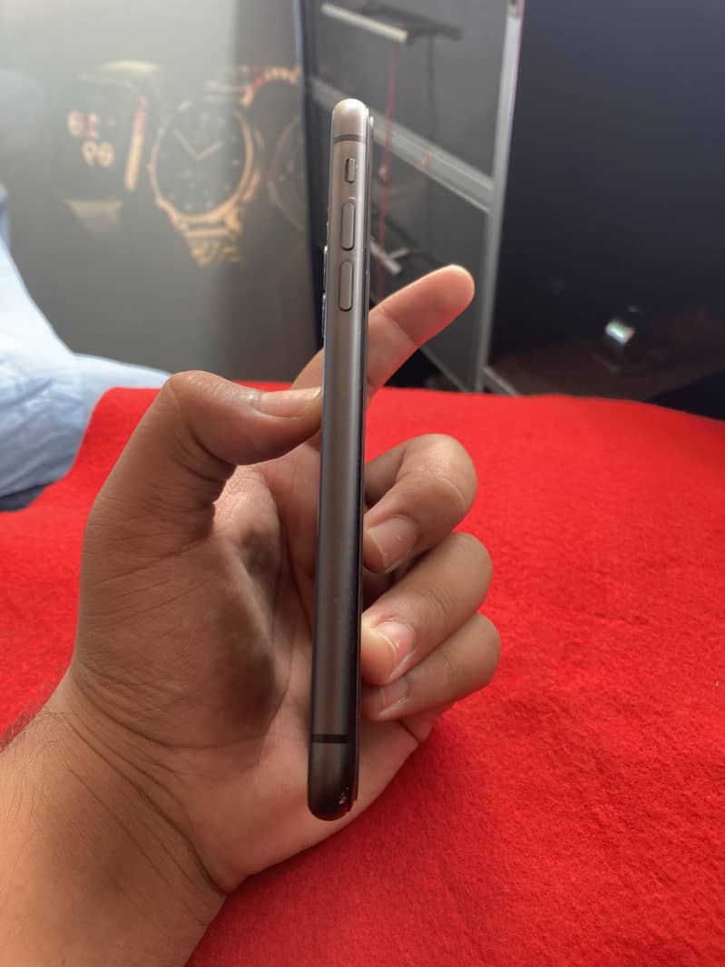 Apple iPhone 11 2