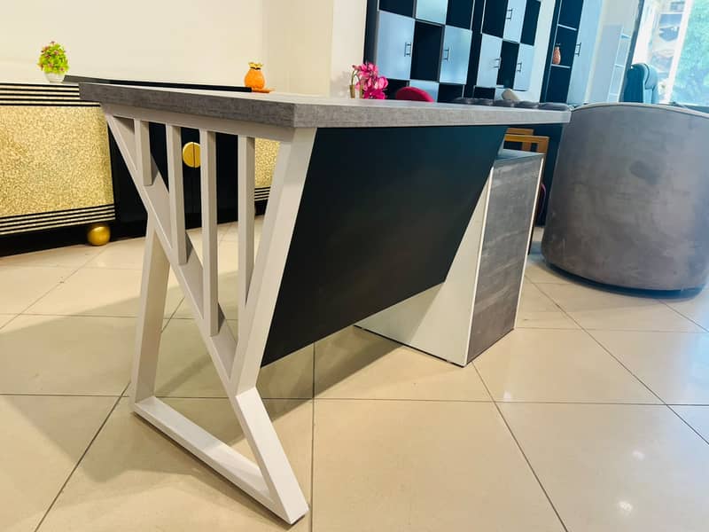 Executive Table,CEO Table,office side Table,Workstations 5