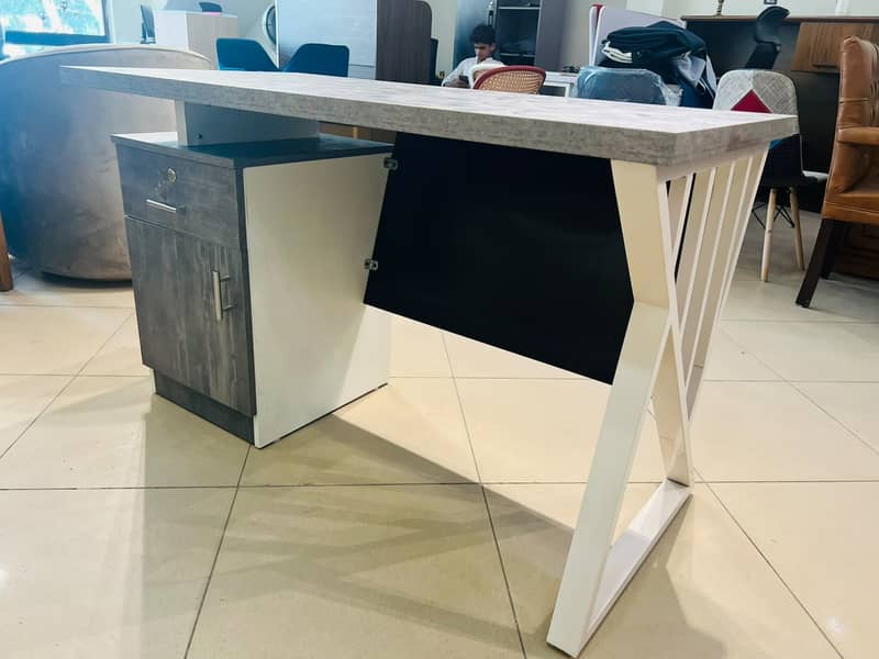 Executive Table,CEO Table,office side Table,Workstations 7