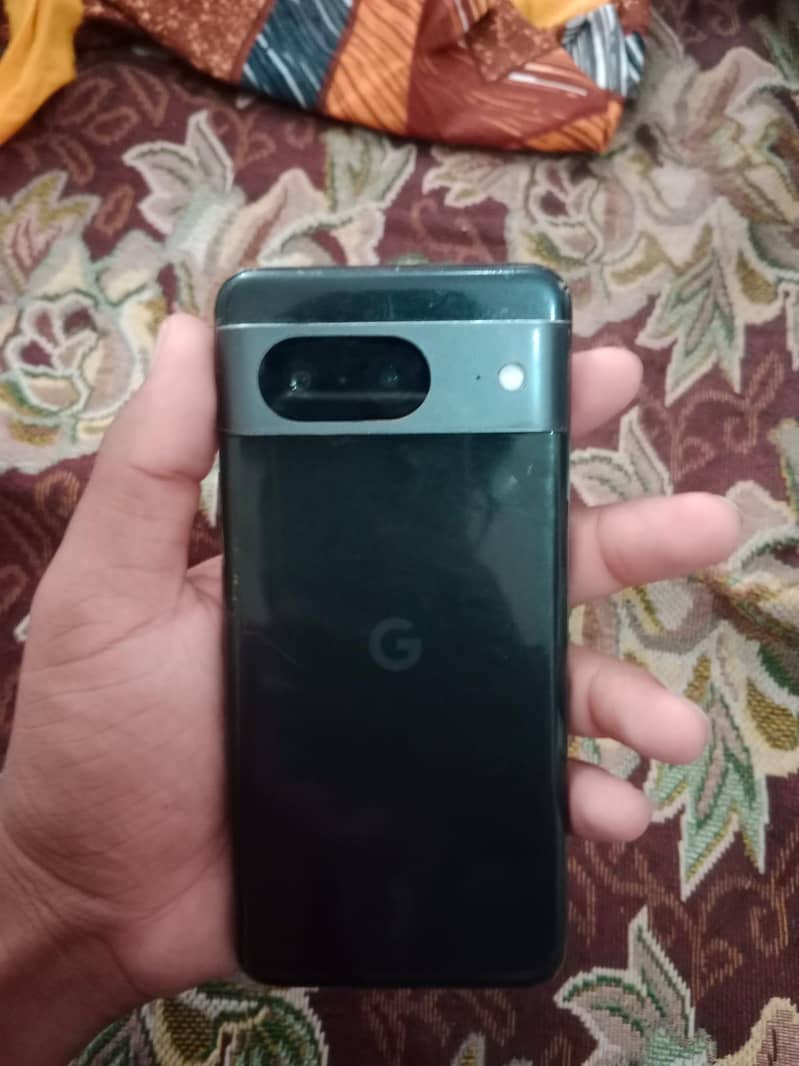 Google Pixel 8 5