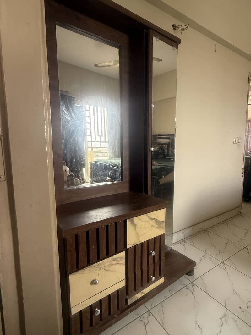 Dressing table wooden 0
