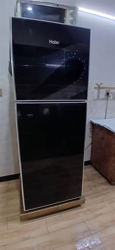 Haier Double Door Refrigerator| Black Glass | Excellent condition
