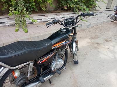 Honda CG-125 Model 2018 Karachi Number