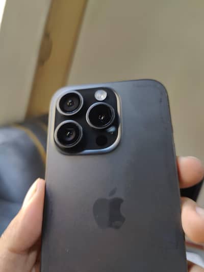 Apple iPhone 15 Pro