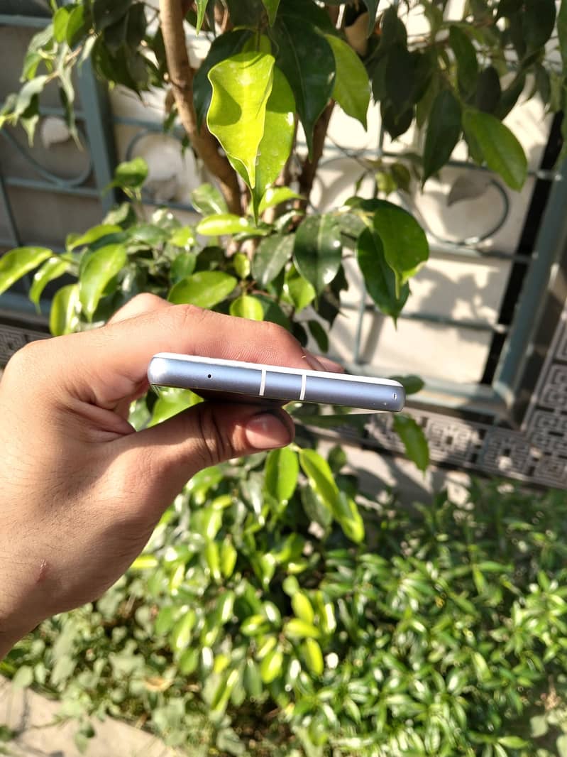 Google Pixel 7a 3