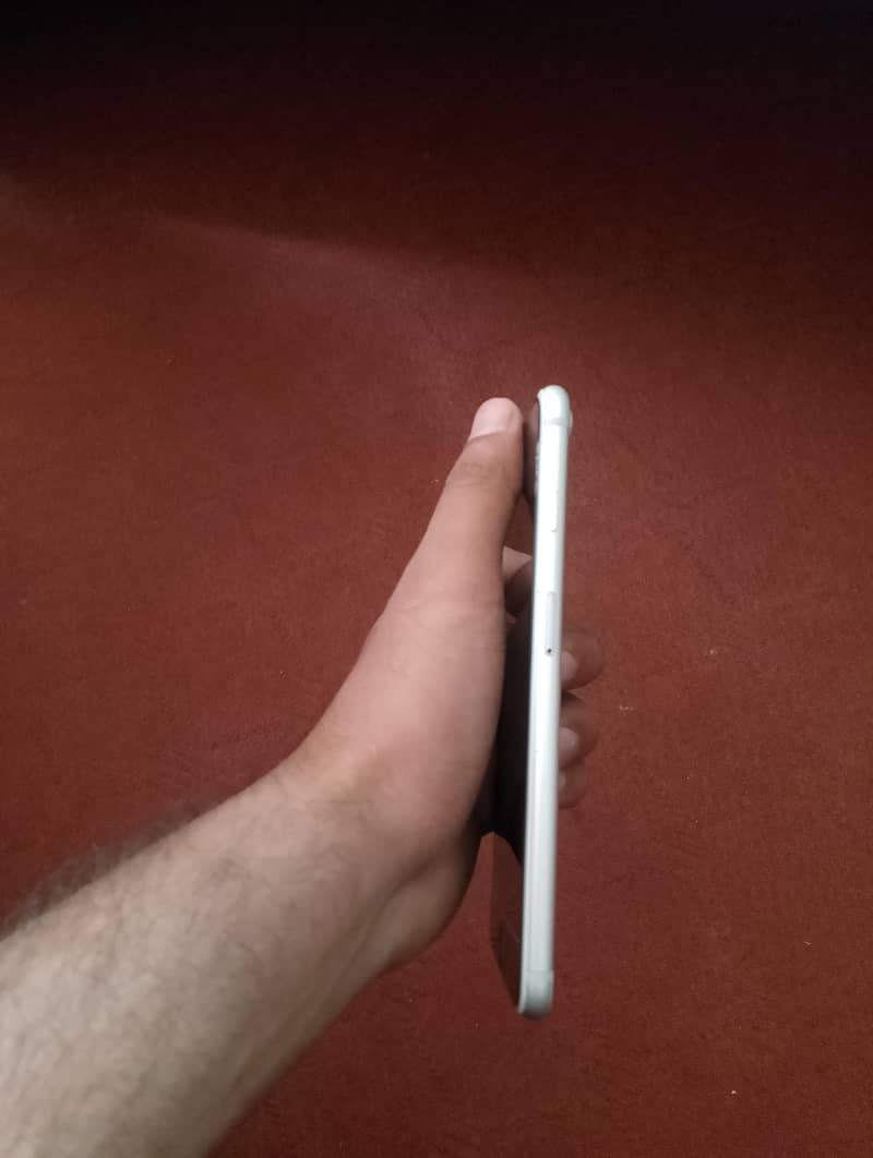 Apple iPhone 7 Plus 128 2