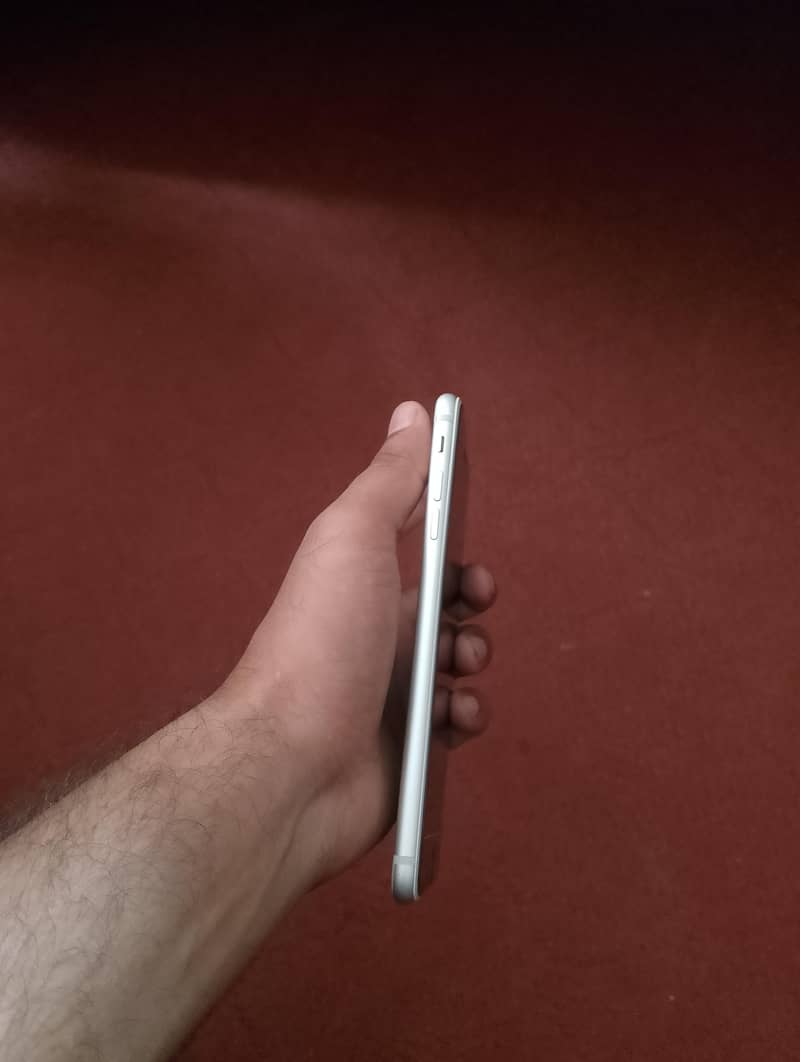 Apple iPhone 7 Plus 128 4
