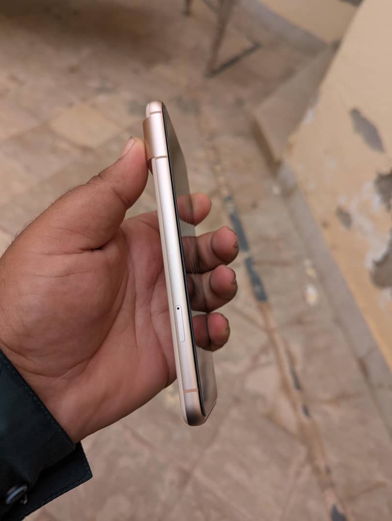 Google Pixel 8 2