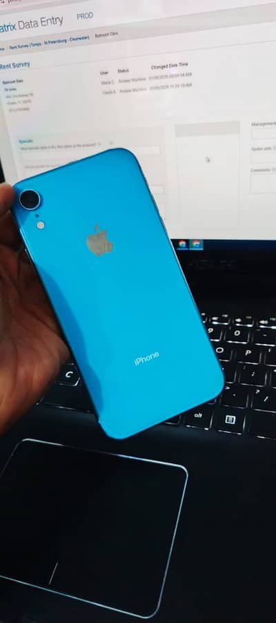 Apple iPhone XR